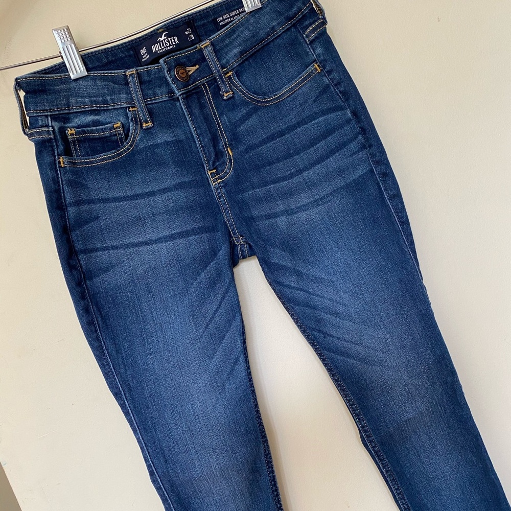 Hollister Jeans